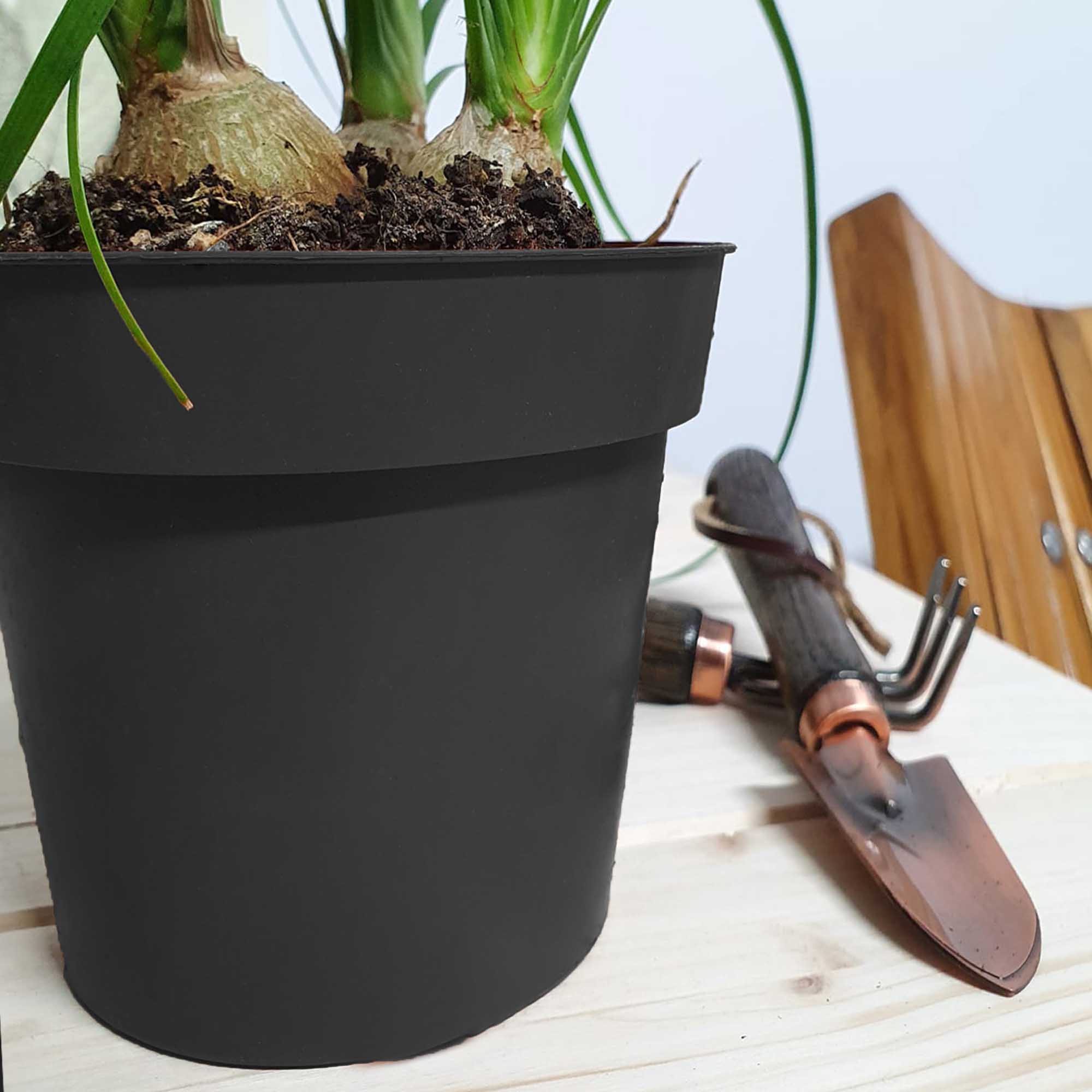 f48b35857cd7b73517c9d66f004d2527